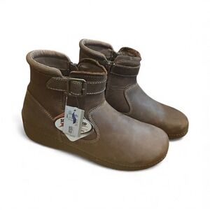 Duluth Andina side-zip short boots women's sz 10 NWT Water resistance  work warm